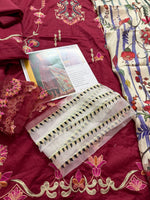 Farah talib aziz red lawn 2026