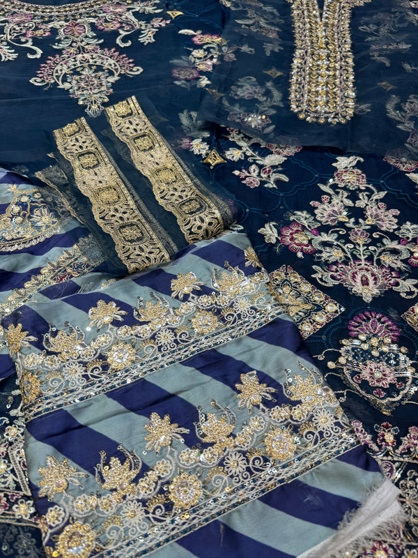 Baroque zink blue chantlle wedding edition