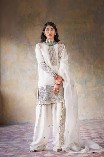 Erum khan white wedding edition