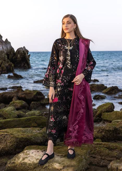 Crimson black lawn 2025